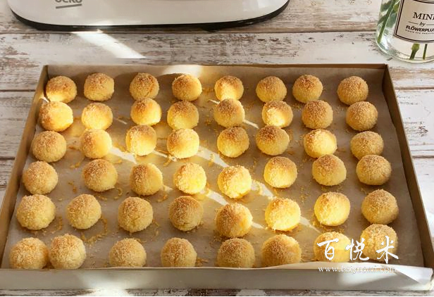 孩子愛吃的小甜點(diǎn),奶香濃郁的黃金椰蓉球,無需打發(fā),簡單又好吃